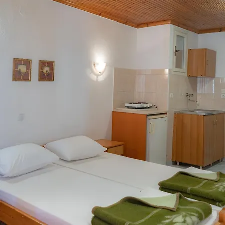 Pavlos Aparthotel Paralía