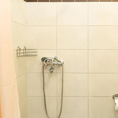 Pavlos Aparthotel 3*