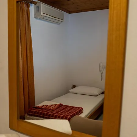 Pavlos Apartmanhotel *