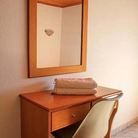 Aparthotel Pavlos